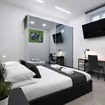 فندق مبيت وإفطار Bb Underground Centro ميلان